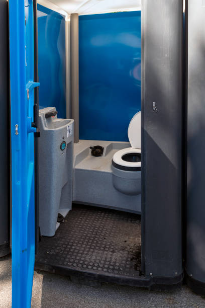 Porta potty rental for outdoor events in Bourbon, IN